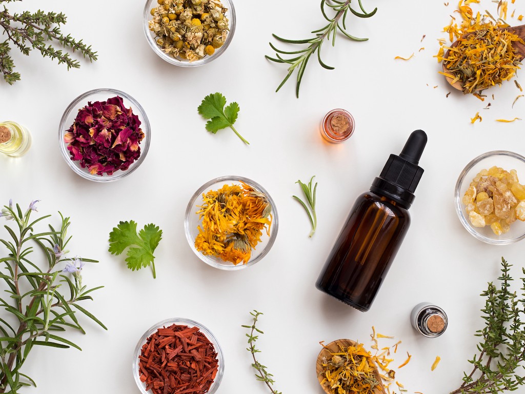 Vì sao tinh dầu massage giảm béo lại được nhiều người lựa chọn?
