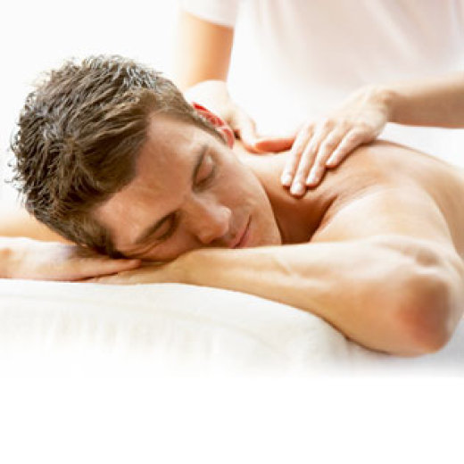 Công dụng thần kỳ tinh dầu massage cho đàn ông