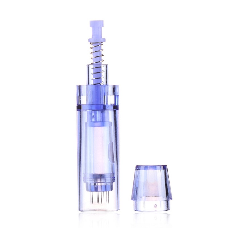 Kim lăn Nano 36 tạo ra các lỗ nhỏ trên da, giúp sản phẩm chăm sóc da Ưu nhược điểm khi sử dụng kim lăn nano 36 trong spa